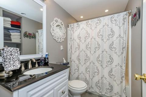 9 Curtis Cir, Canton, MA 02021 photo 17