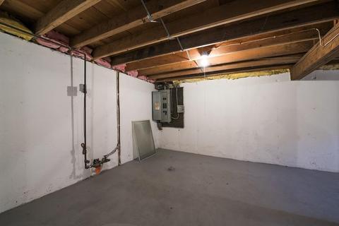 227 Roy St, Springfield, MA 01104 photo 25