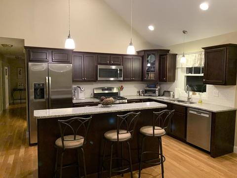 77 Lynwood St, Fall River, MA 02721 photo 2