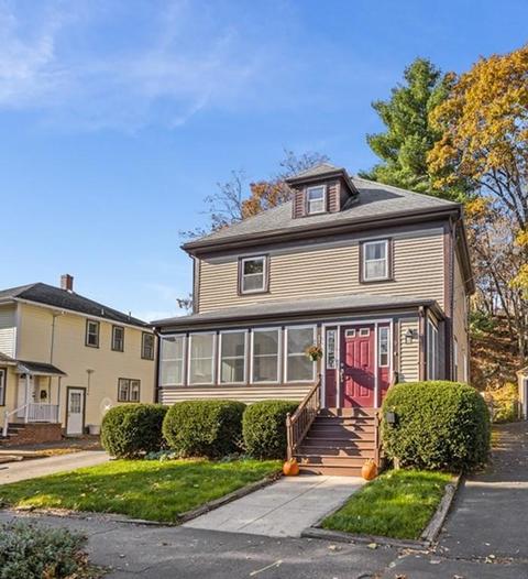 9 Walnut St, Wakefield, MA 01880 photo 1