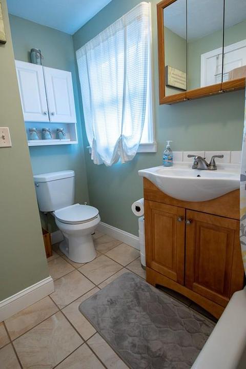369 Brayton Ave, Fall River, MA 02721 photo 13