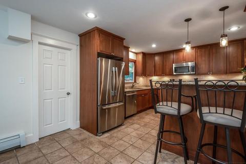 11 Lincoln St, Maynard, MA 01754 photo 12