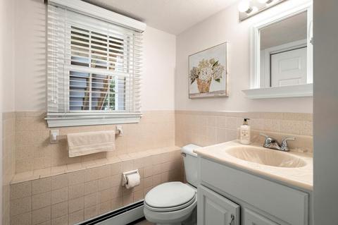 10 Hemlock Rd, Reading, MA 01867 photo 32