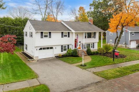 10 Hemlock Rd, Reading, MA 01867 photo 6