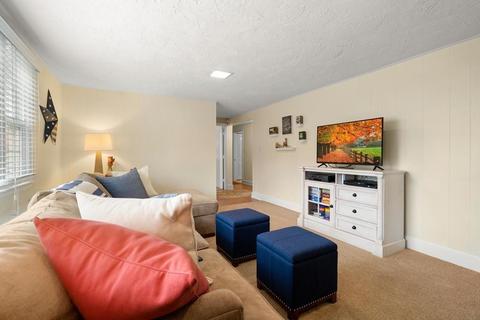 10 Hemlock Rd, Reading, MA 01867 photo 29
