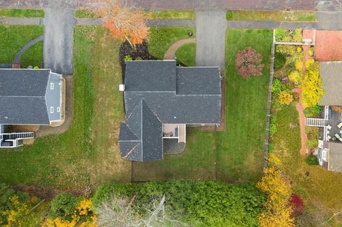 10 Hemlock Rd, Reading, MA 01867 photo 7