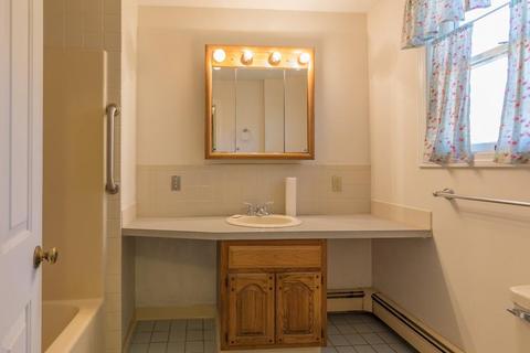 26 Crescent St, Lancaster, MA 01523 photo 6
