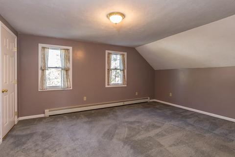 26 Crescent St, Lancaster, MA 01523 photo 11