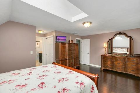 45 Nottingham Dr, Raynham, MA 02767 photo 28