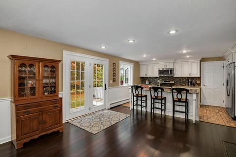 45 Nottingham Dr, Raynham, MA 02767 photo 13