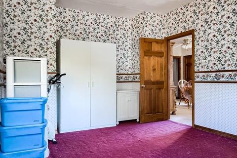 105 Allston Ave, Worcester, MA 01604 photo 13