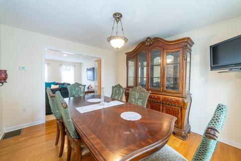 156 Orient St, Worcester, MA 01604 photo 11