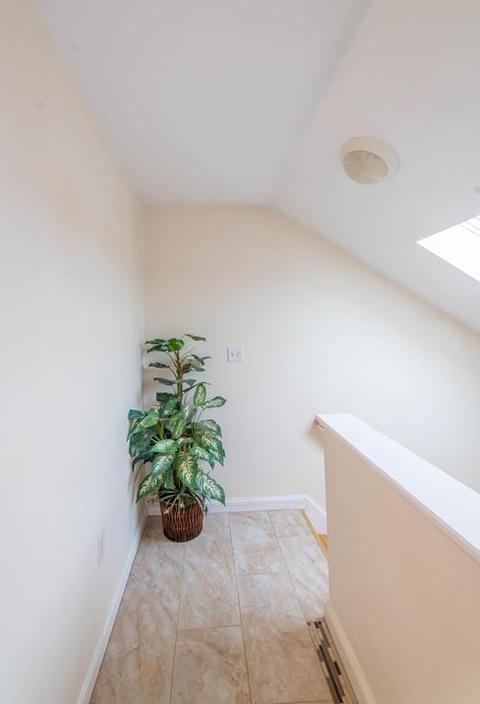 156 Orient St, Worcester, MA 01604 photo 28