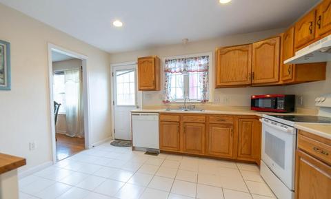 156 Orient St, Worcester, MA 01604 photo 6