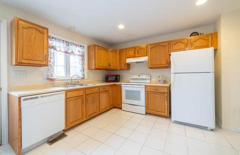 156 Orient St, Worcester, MA 01604 photo 5