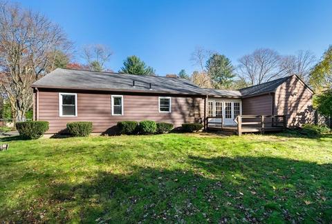 86 Gralia Dr, Springfield, MA 01128 photo 23