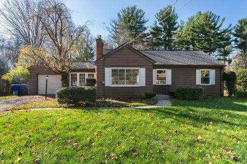 86 Gralia Dr, Springfield, MA 01128 photo 1