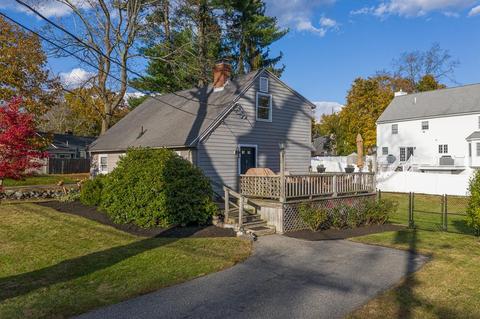 12 Curtis St, Reading, MA 01867 photo 1