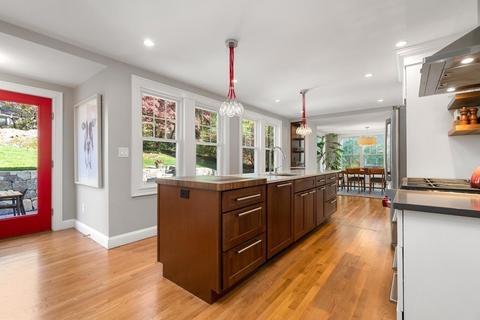 45 Avon Rd, Wellesley, MA 02482 photo 5