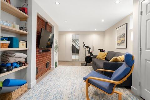 45 Avon Rd, Wellesley, MA 02482 photo 20