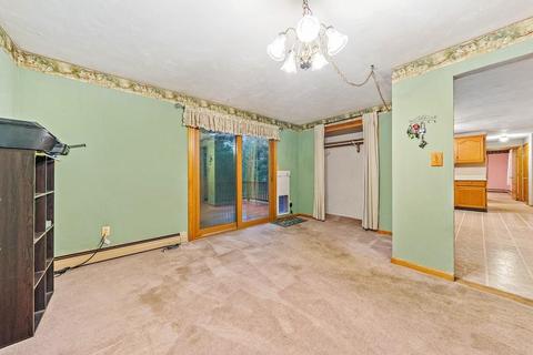 241 Charge Pond Rd, Wareham, MA 02571 photo 4