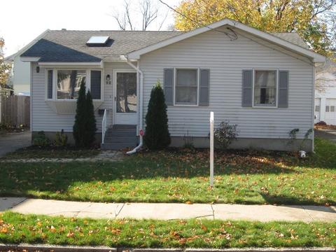 92 Osborne Ter, Springfield, MA 01104 photo 1