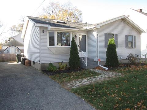 92 Osborne Ter, Springfield, MA 01104 photo 2
