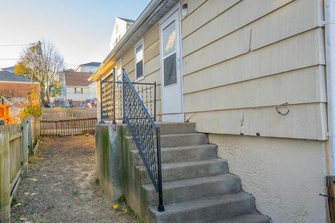 198 Ingleside Ave, Worcester, MA 01604 photo 40
