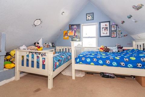 41 Heath St, Everett, MA 02149 photo 24