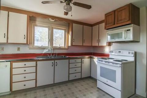 81 Maple St, Hardwick, MA 01082 photo 5