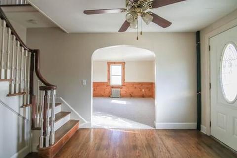81 Maple St, Hardwick, MA 01082 photo 6