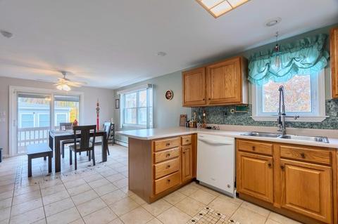 25 Middlesex Ave, Worcester, MA 01604 photo 11