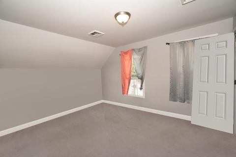 775 Union St, Springfield, MA 01109 photo 6