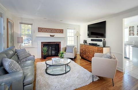 1532 Great Plain Ave, Needham, MA 02492 photo 3