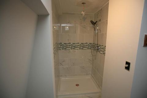 2 Huson St, Derry, NH 03038 photo 14