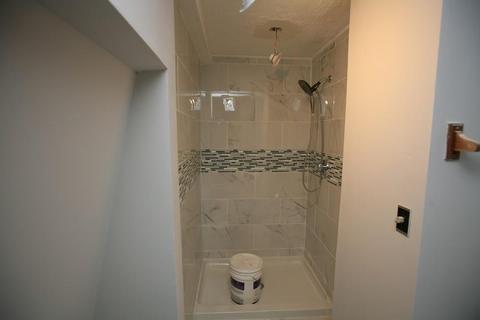 2 Huson St, Derry, NH 03038 photo 13
