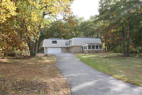 2 Huson St, Derry, NH 03038 photo 23