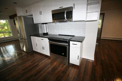 2 Huson St, Derry, NH 03038 photo 25