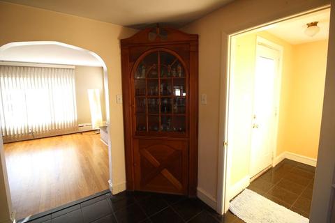 88 Monarch St, Fall River, MA 02723 photo 12