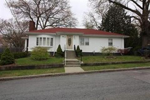 88 Monarch St, Fall River, MA 02723 photo 1