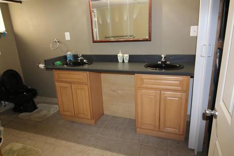 88 Monarch St, Fall River, MA 02723 photo 23