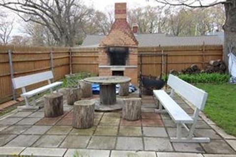 88 Monarch St, Fall River, MA 02723 photo 4