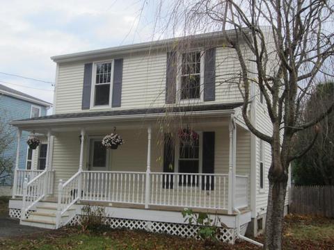 12 Colonial Rd, Webster, MA 01570 photo 1