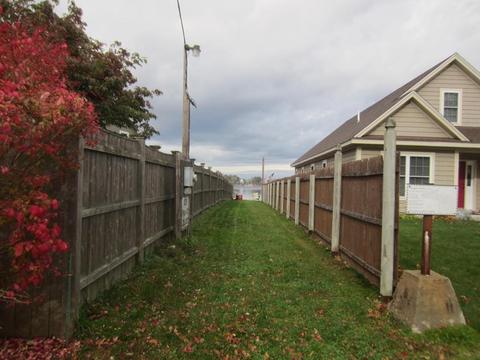 12 Colonial Rd, Webster, MA 01570 photo 9