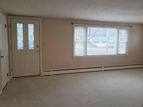 24 Normandy Ave, Webster, MA 01570 photo 9