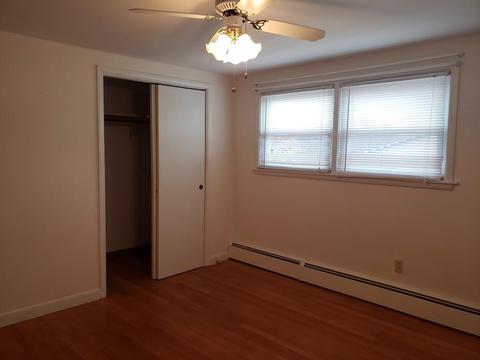 24 Normandy Ave, Webster, MA 01570 photo 13