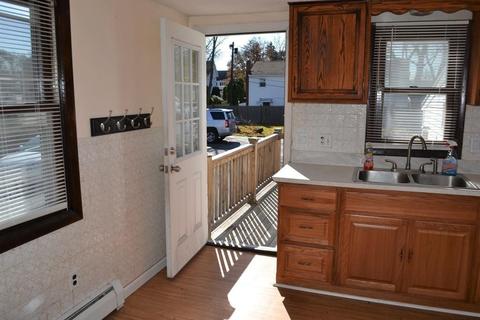 143 High St, Danvers, MA 01923 photo 11