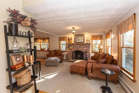 23 Webb St, Middleton, MA 01949 photo 5