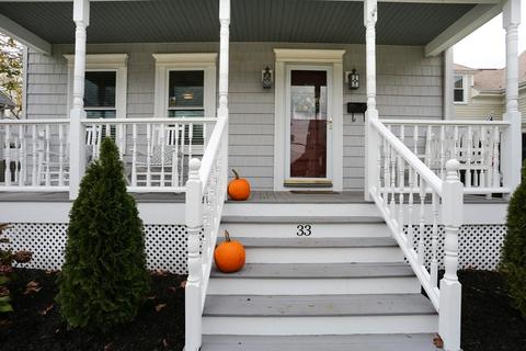 33 Davis St, Mansfield, MA 02048 photo 2