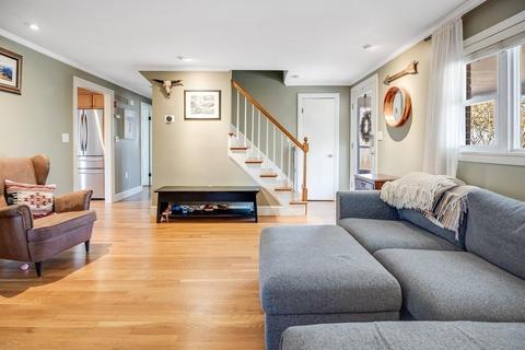 58 Baker Ave, Beverly, MA 01915 photo 2